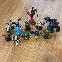 Skylanders lot