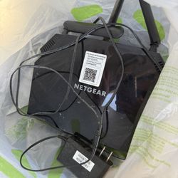 📶 Netgear AC1750 Smart WiFi Router (R6400) – Dual Band with Power Adapter