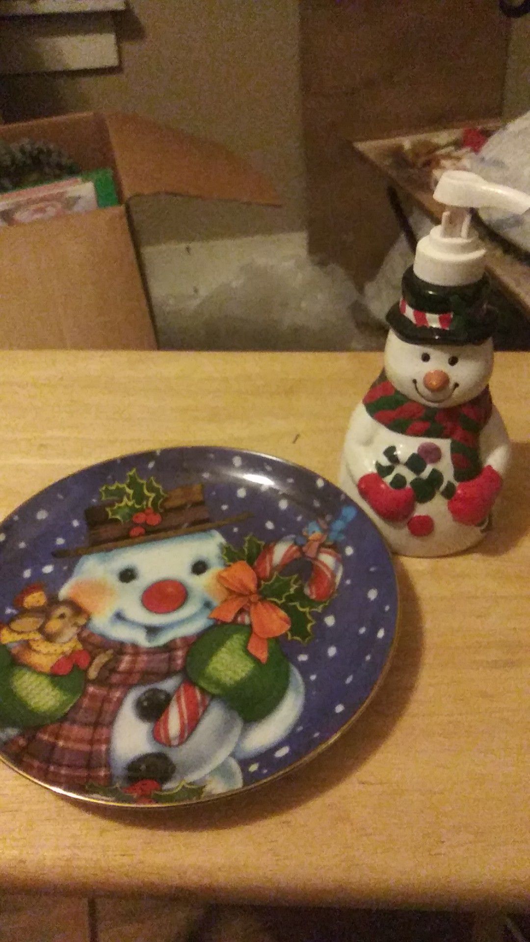 Christmas plate & snowman soap dispenser