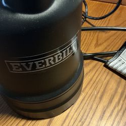 Everbilt 1/2 HP submersible utility pump - used