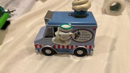 I.C. Pete's Frozen Treats Ice Cream Truck Ornament