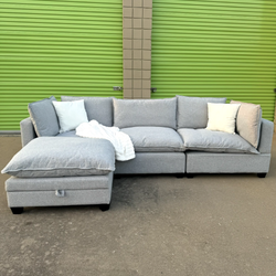 DELIVERY AVAILABLE 4-Piece Modular Sectional Cloud Couch (NEW-IN-BOX)