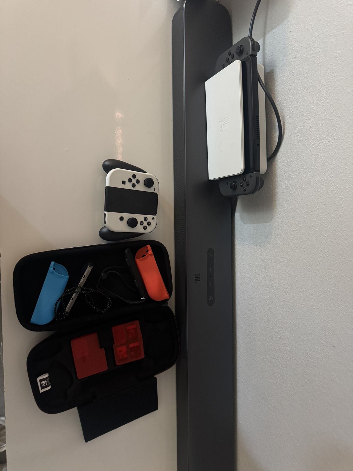 Nintendo OLED With Everything And 4 Games