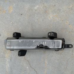 Jeep Wagoneer Fog Light 2022-2023, Jeep Wagoneer Foglight, OEM Original Jeep Part, Driver Side 