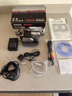 Hitachi DZ-HS300A DVD Camcorder
