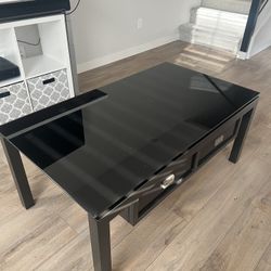 48Lx27Wx20H Black/Glass Coffee Table