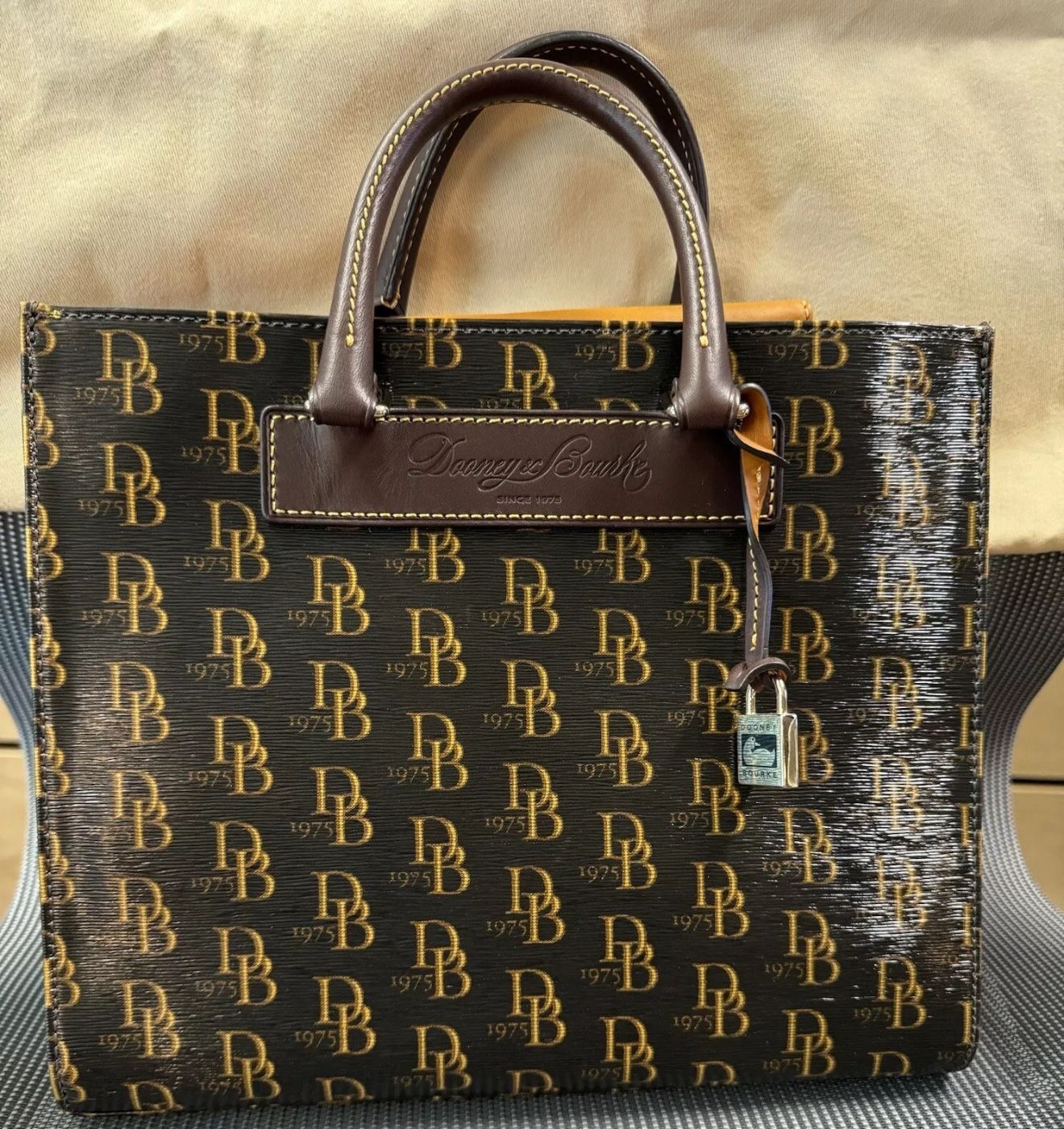 Dooney & Bourke Vachetta Leather Satchel Tote Crossbody New & Original