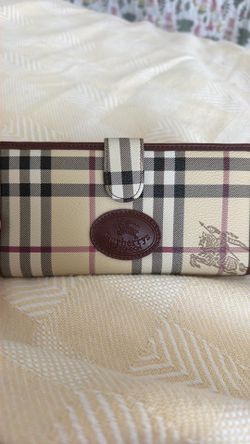 Vintage Burberry Hand Bag and wallet.