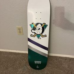 Anaheim Ducks Skateboard