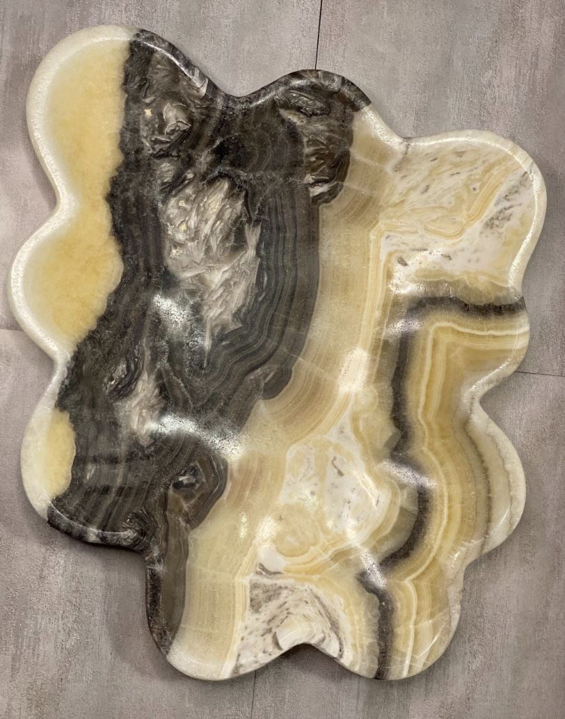 Onyx Bowl Centerpiece 