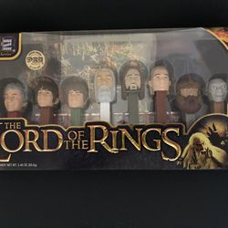2011 Lord Of The Rings PEZ Candy Dispenser’s. Limited Edition Collectors Series.