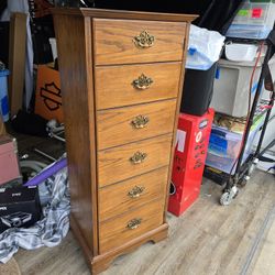 Dresser Upright Cedar 