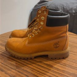 Timbs Size 10 Boot