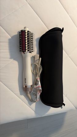 Shark Smooth Style heated comb and blow dryer brush