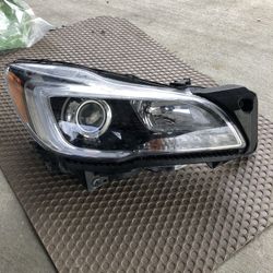 Right xenon headlight for 2015-2017 Subaru Outback legacy