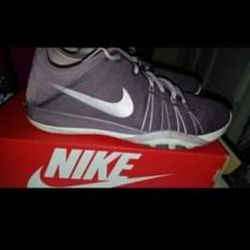Nike women Size 8
