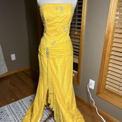 Yellow Mermaid Sequin Prom/Formal Dreas
