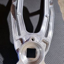 350z/G35 OEM shifter Bracket