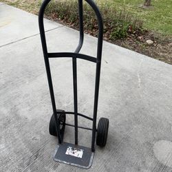 Milwaukee Dolly  (800 lbs. Capacity)