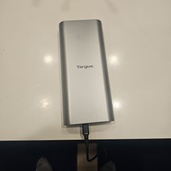 Targus Computer Power Bank 86.4wh 24000ah 