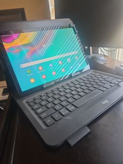 Samsung Tab S5e - Super Thin AMOLED Display + Keyboard Case Included