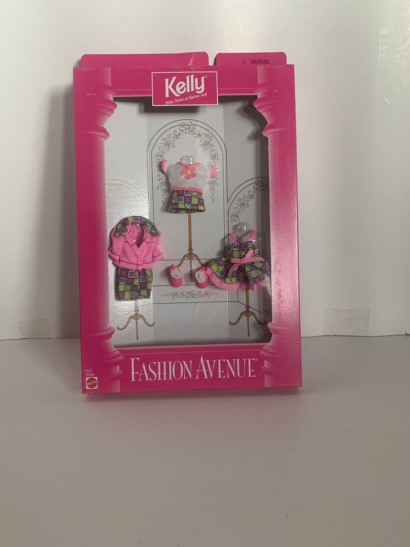 2 sets bundle - Kelly Fashion Avenue Cloth set,