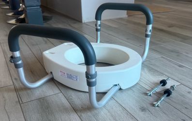 Medical toilet seat extension 3.5”