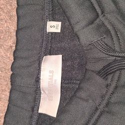 Essential Sweats(size Small Color:black)