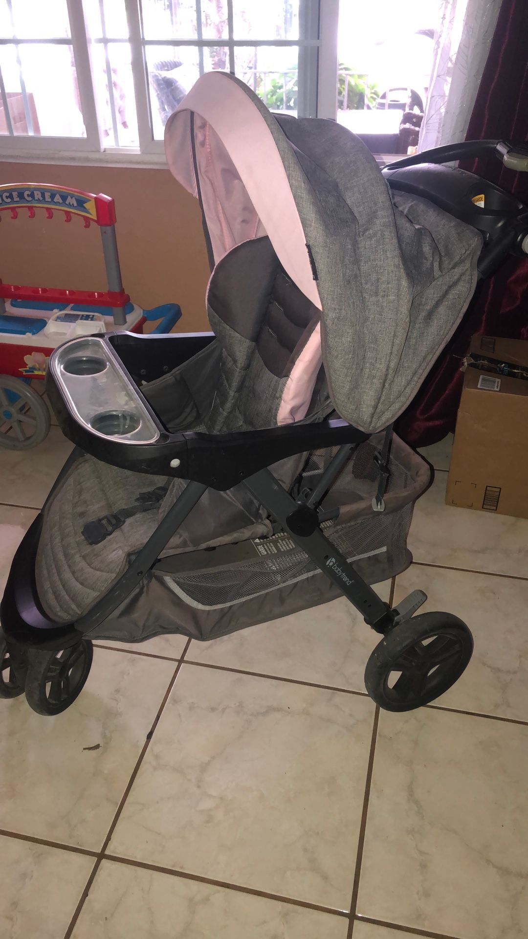 Stroller 
