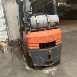 Forklift For Sale Need Gone Tonight OBO