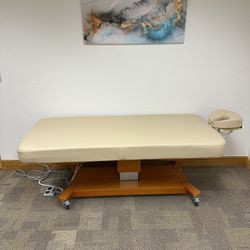 MT Electric Lift Massage / Chiropractic Treatment Table — Professional Grade