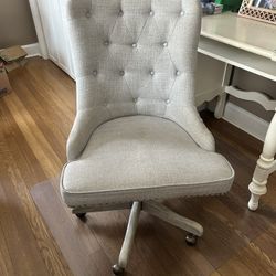 Rolling Desk Chair With Nail Head Trim