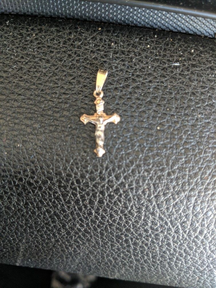14k Pendant
