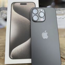 Apple IPhone 15 Pro Max 256gig Unlocked - Black Titanium