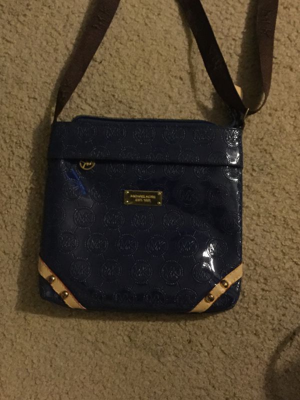 Micheal kors purse. for Sale in Indianapolis, IN - OfferUp