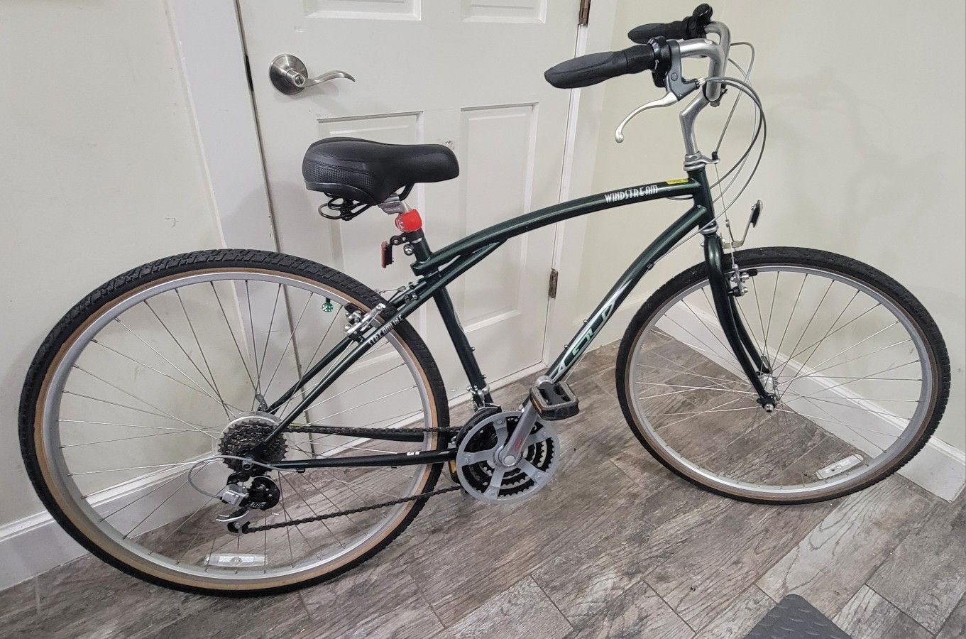 GT Windstream Beach Cruiser Bicycle