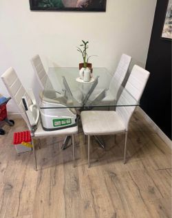 Dining Table 4 Chairs