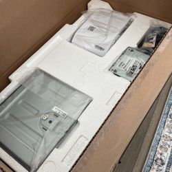 Unboxed Brand New Samsung 27 Inches Monitor 