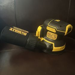 DEWALT XR Sander 