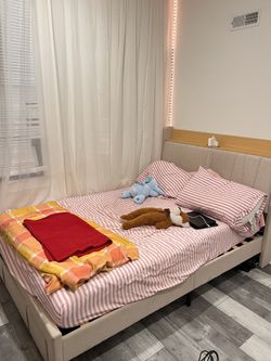 Full Size Frame And Mattress Pick Up!!