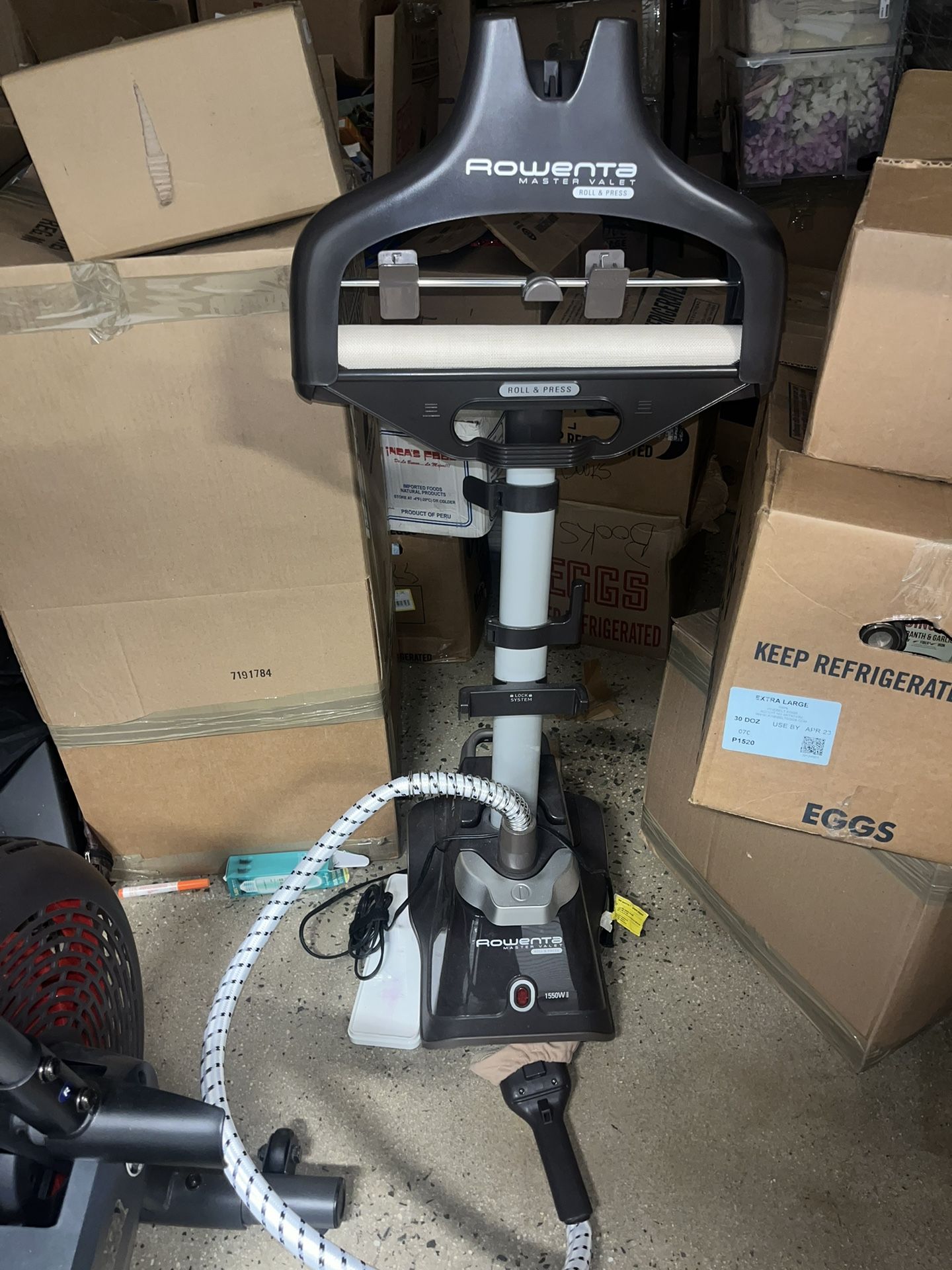 Rowenta Compact Full Size Garment Steamer Valet 1500W Mint Condition