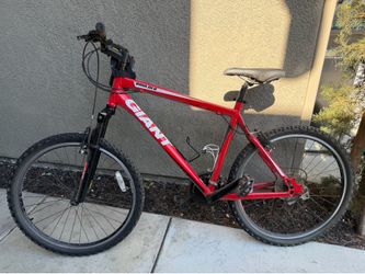 Giant Boulder Mountain Bike