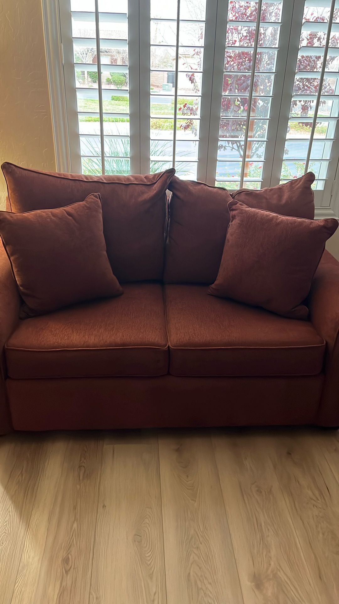 Loveseat like new
