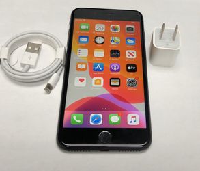 iPhone 8 Plus 64GB Factory Unlocked-Space Gray