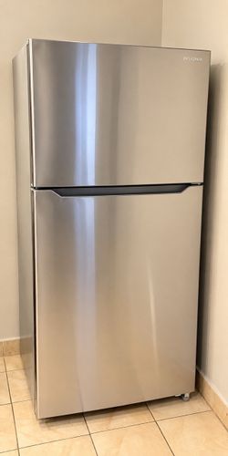 Refrigerator Insignia 30in