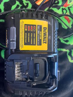 DeWalt DCB1106 12V/20V Lithium Ion Battery Charger