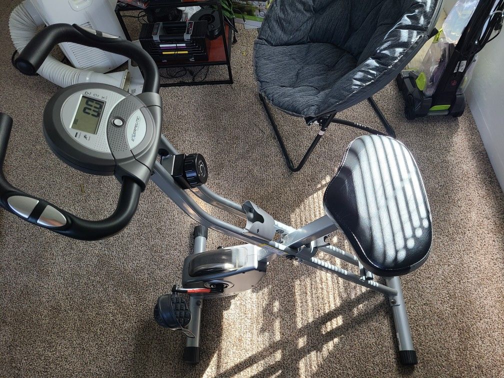 Like New Excercise Bike Indoor Kept