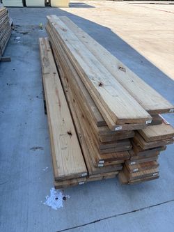Madera 2”x 10 “x 14 ft.   Tengo 30 piesas $16 la pieza