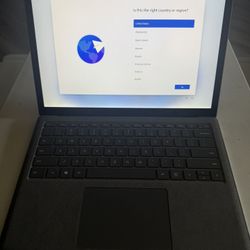 Microsoft Surface Laptop 4 13.5” 8 GB 256GB SSD