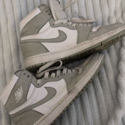 Jordan 1 Retro High OG Seafoam Women’s